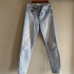 Levi’s Wedgie Fit Ankle Jeans size 25